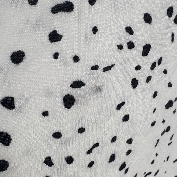 Nine Britton White and Black Dotted Short Sleeve Top - Picture 7 of 7